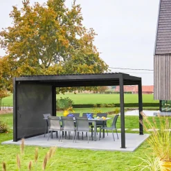 Pérgola bioclimática 3x4m de alumínio e aço com estore de 3m