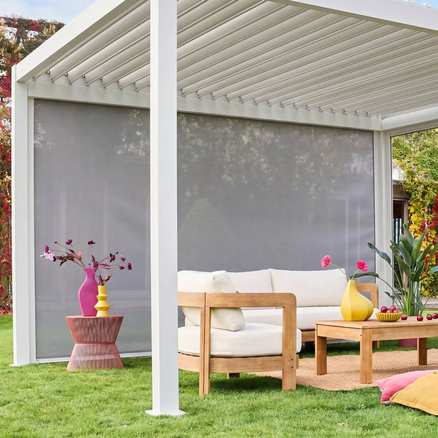Pérgola bioclimática 3x4m + estore 4m