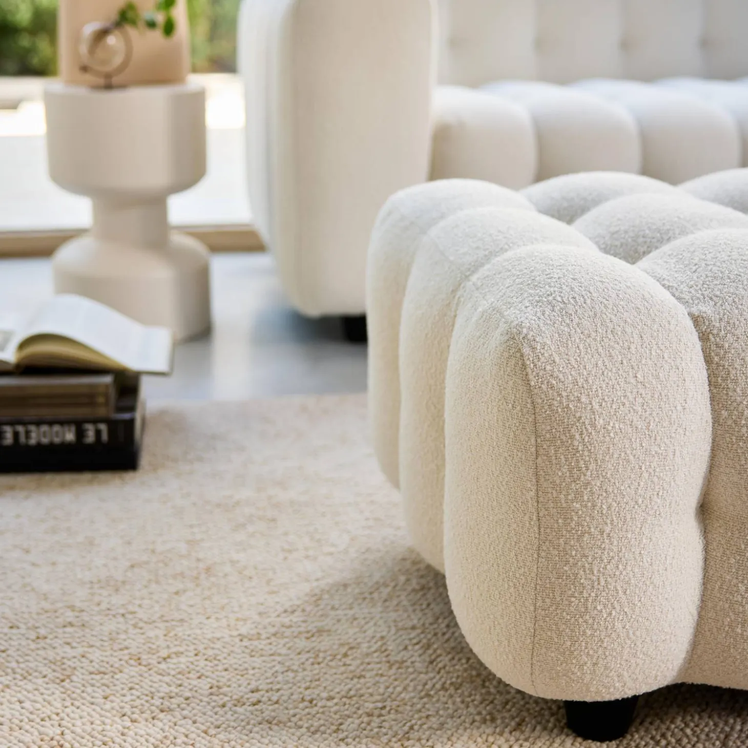 Puff para sofá textura boucle de 3 lugares