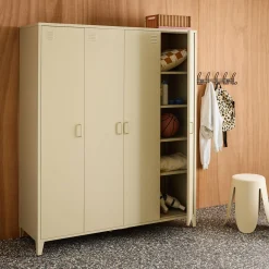 Roupeiro industrial em metal com 4 portas, 10 prateleiras e 1 cabideiro