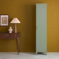 Roupeiro industrial em metal com 4 espaços de armazenamento