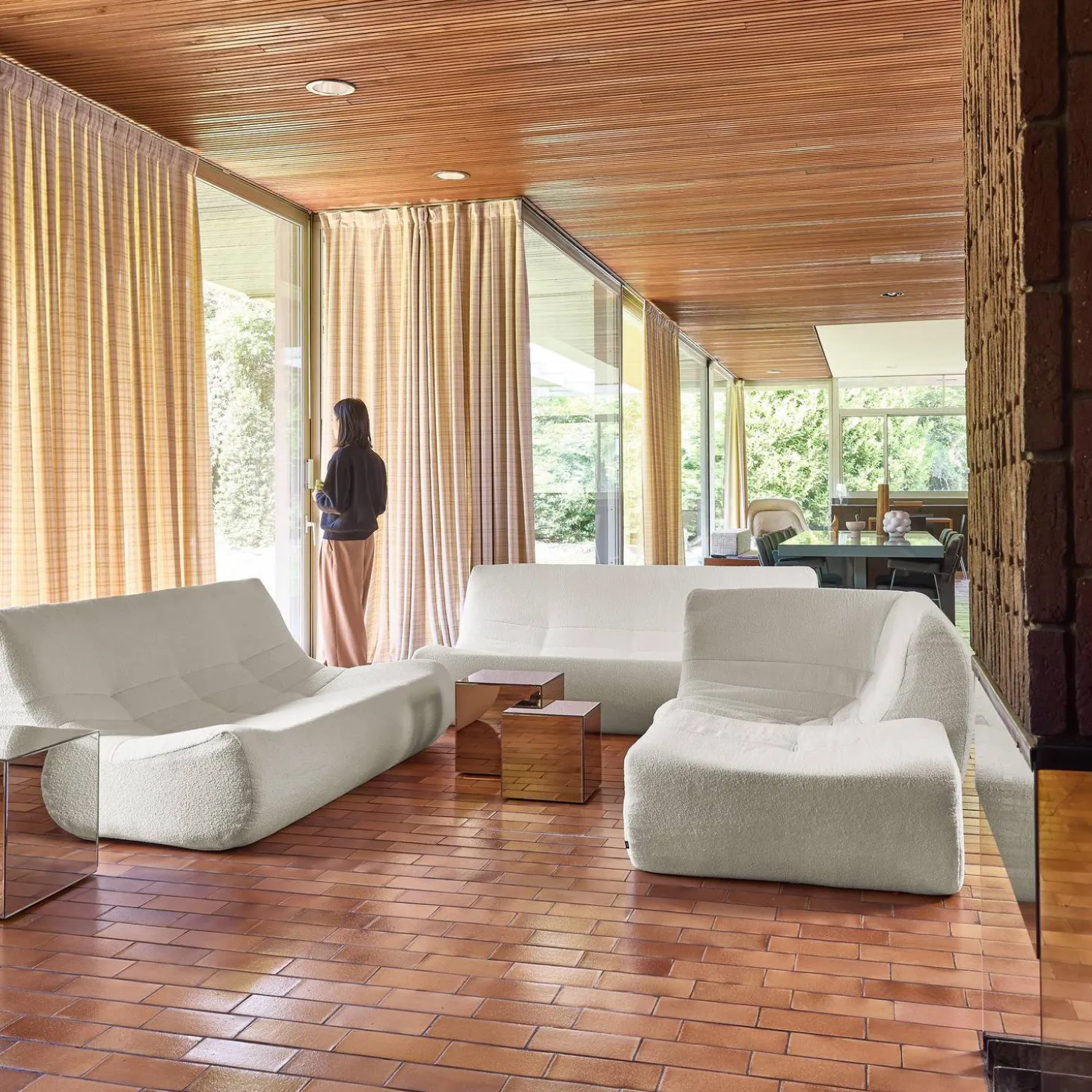 Sofá de canto modular com apoio para os pés em tecido bouclé, 7 lugares