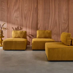Sofá modular em tecido boucle de 3 lugares