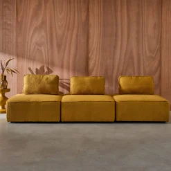 Sofá modular em tecido boucle de 3 lugares