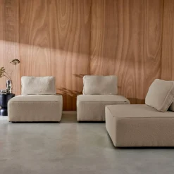Sofá modular em tecido boucle de 3 lugares
