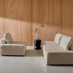 Sofá modular em tecido boucle de 3 lugares