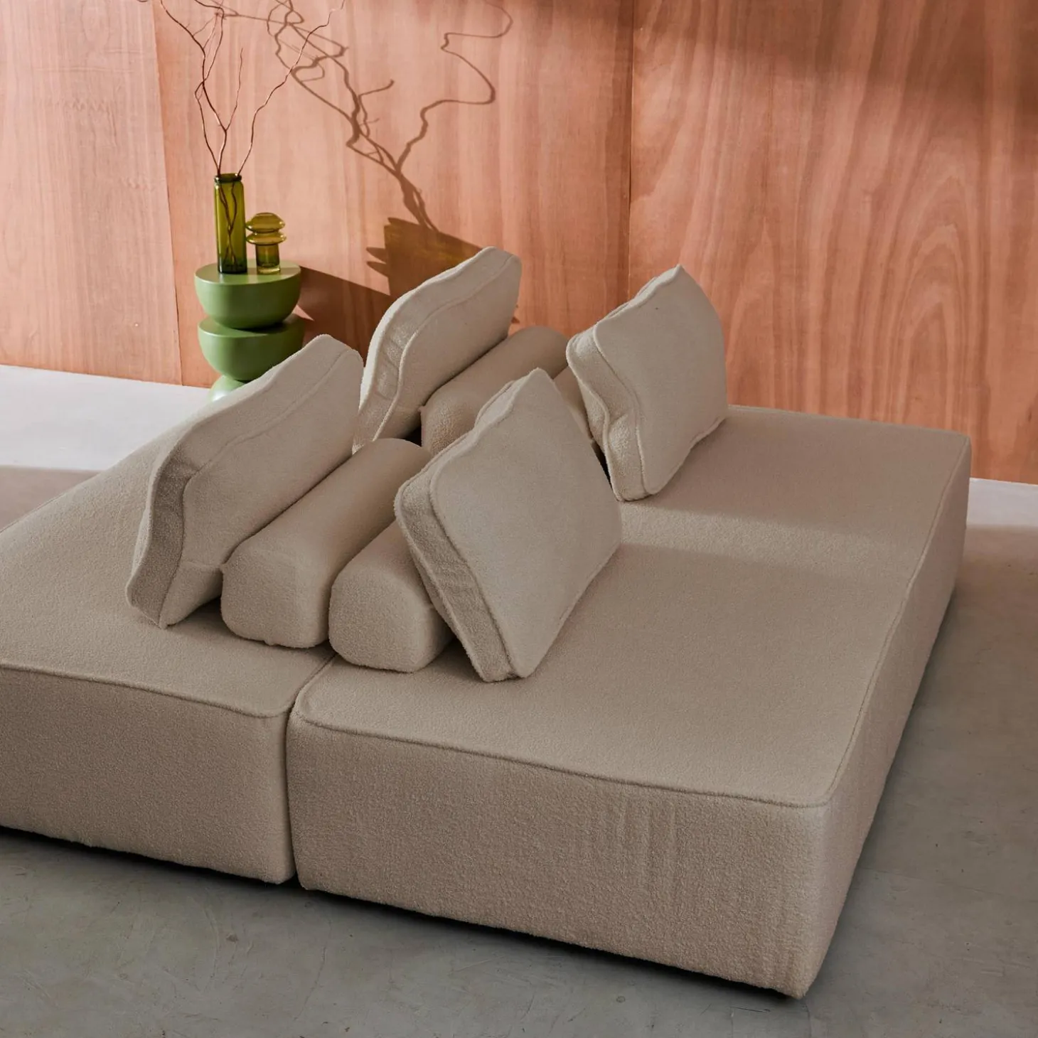 Sofá modular em tecido boucle de 4 lugares