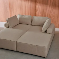 Sofá modular em tecido boucle de 4 lugares
