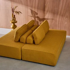 Sofá modular em tecido boucle de 4 lugares