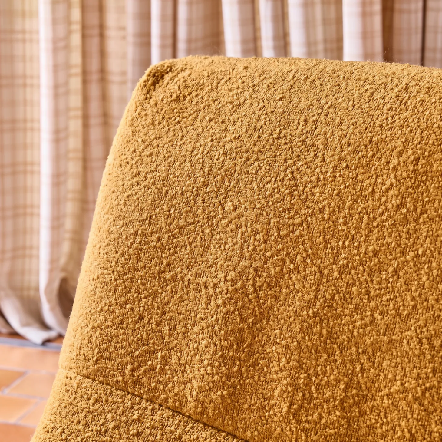 Sofá modular em tecido bouclé, 2 lugares