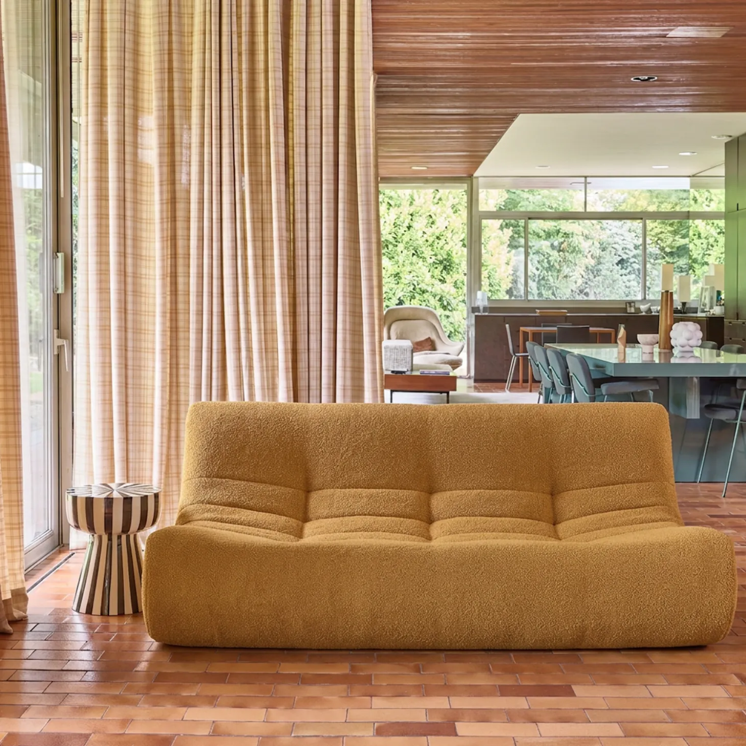 Sofá modular em tecido bouclé, 3 lugares