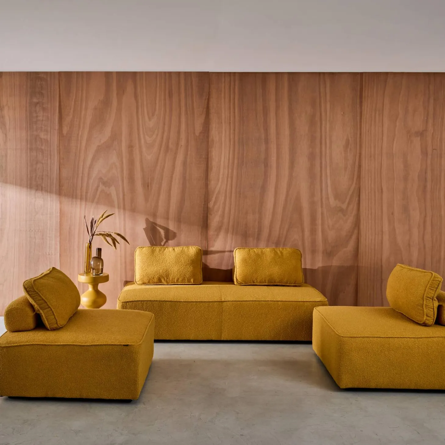 Sofá modular em tecido bouclé, 3 lugares