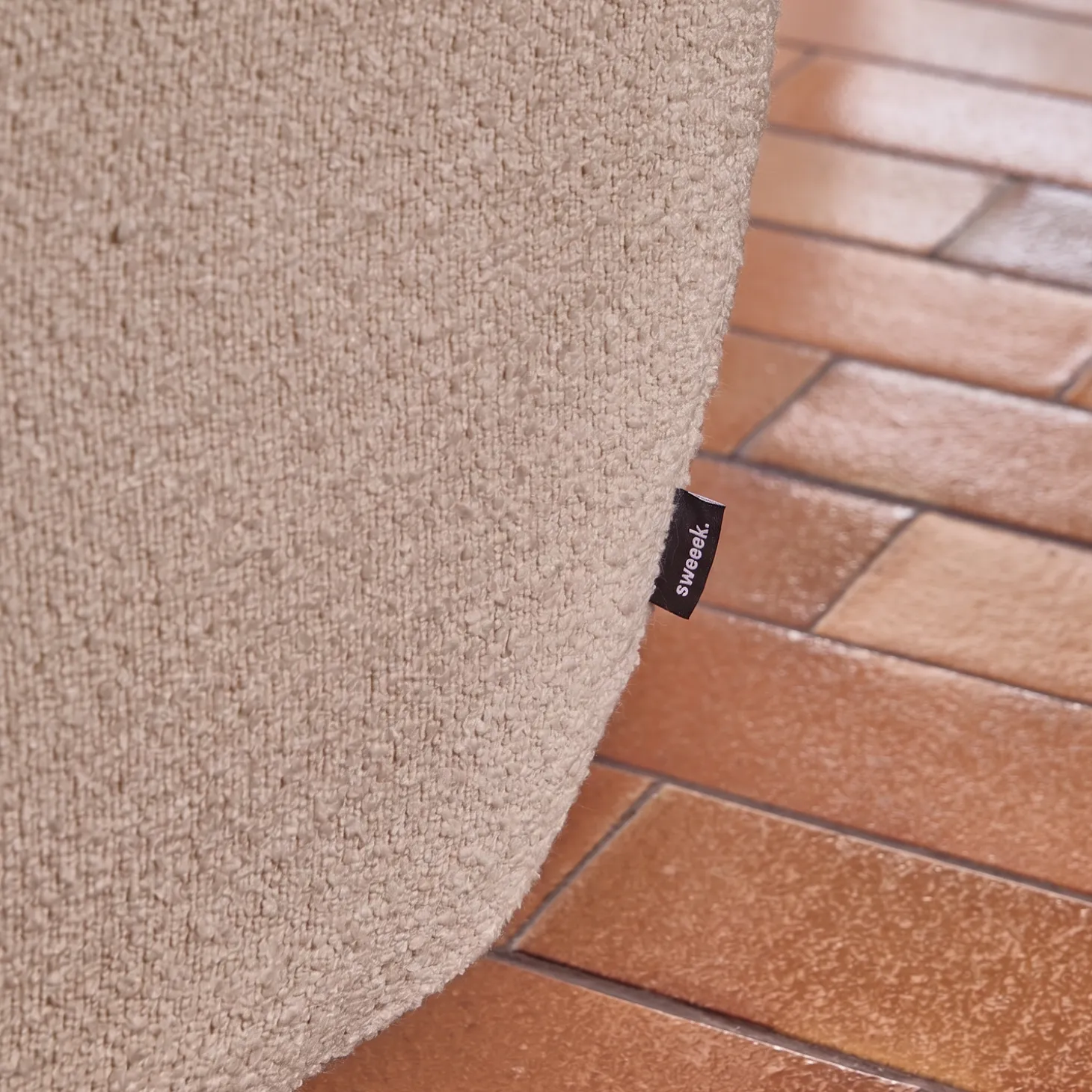 Sofá modular em tecido bouclé, 2 lugares