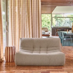 Sofá modular em tecido bouclé, 2 lugares