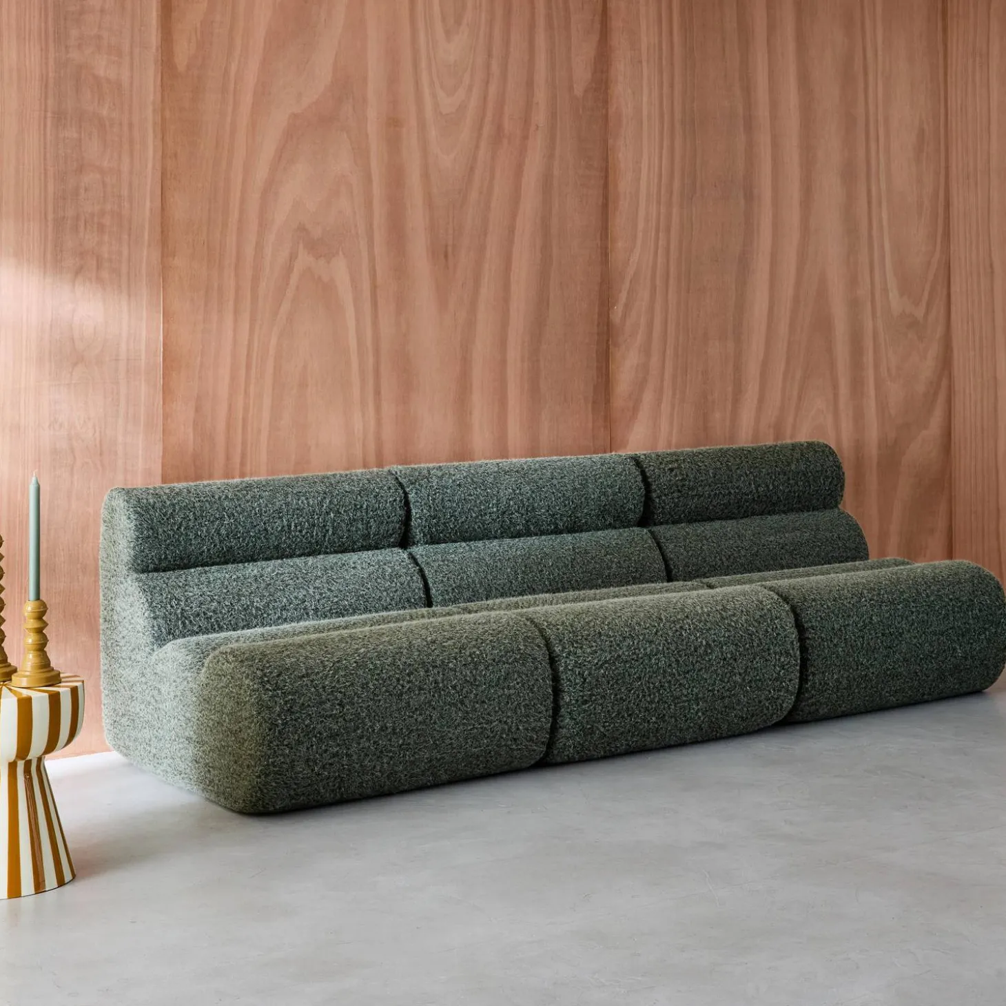 Sofá modular em tecido efeito alpaca, 3 lugares