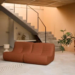 Sofá modular em tecido veludo canelado, 2 lugares