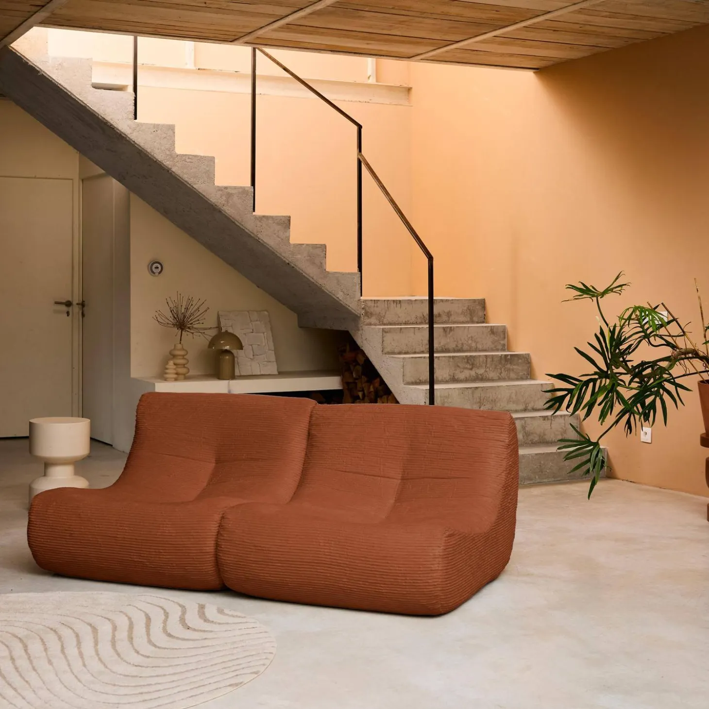 Sofá modular em tecido veludo canelado, 2 lugares