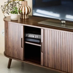 Suporte de TV escandinavo com portas ranhuradas, 120cm