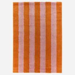 Tapete interior com riscas laranja e rosa
