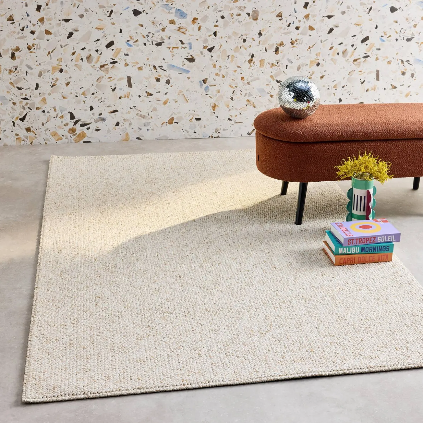 Tapete interior de pelo em laço, efeito mosqueado creme
