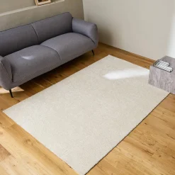 Tapete interior em veludo boucle creme