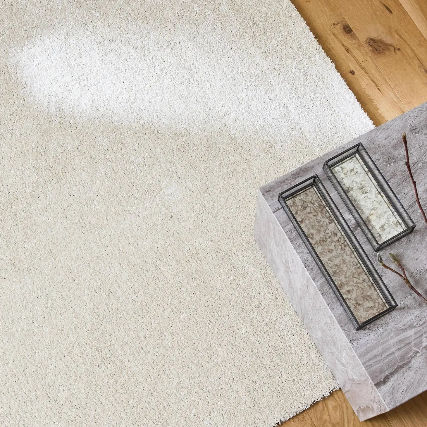 Tapete interior em veludo boucle creme