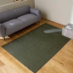Tapete interior em veludo encaracolado verde escuro