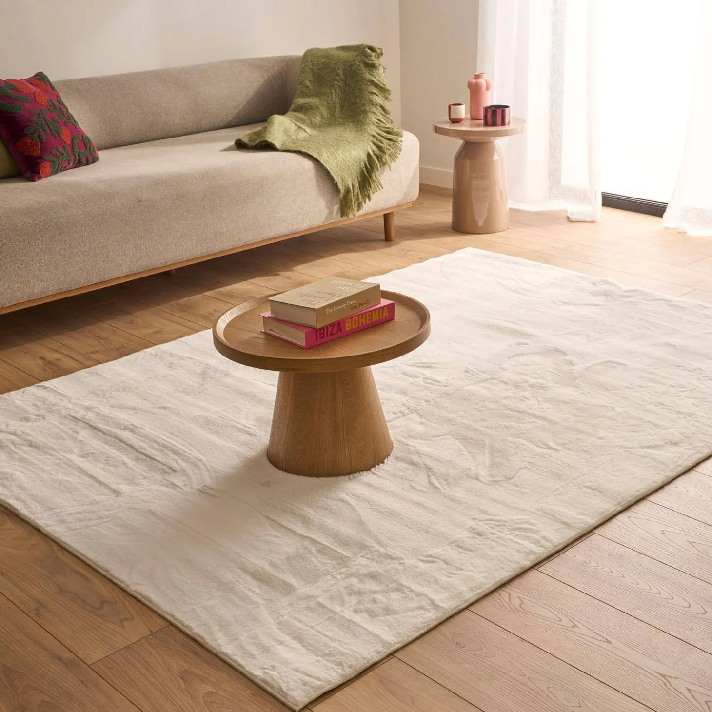 Tapete interior liso branco