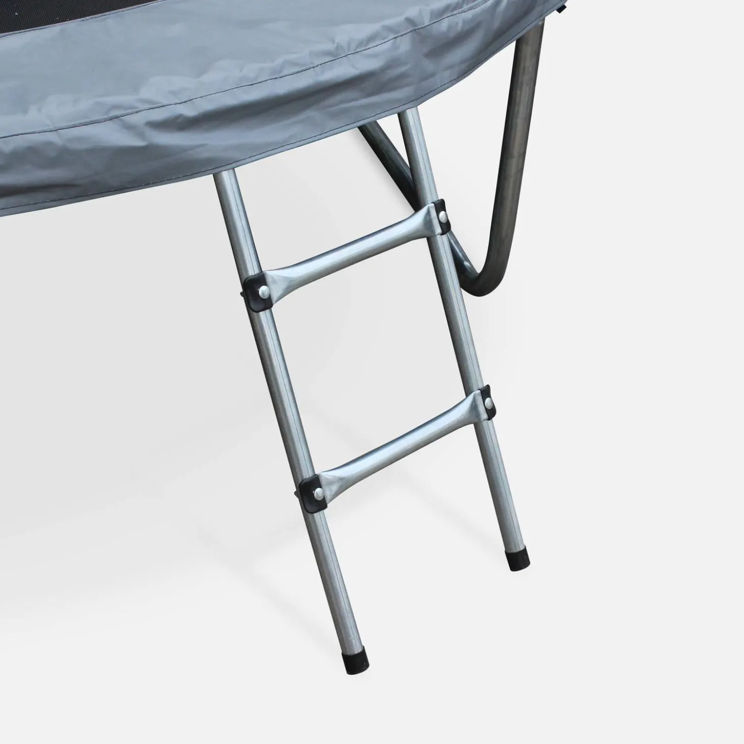 Trampolim 430cm com rede interna e kit de acessórios
